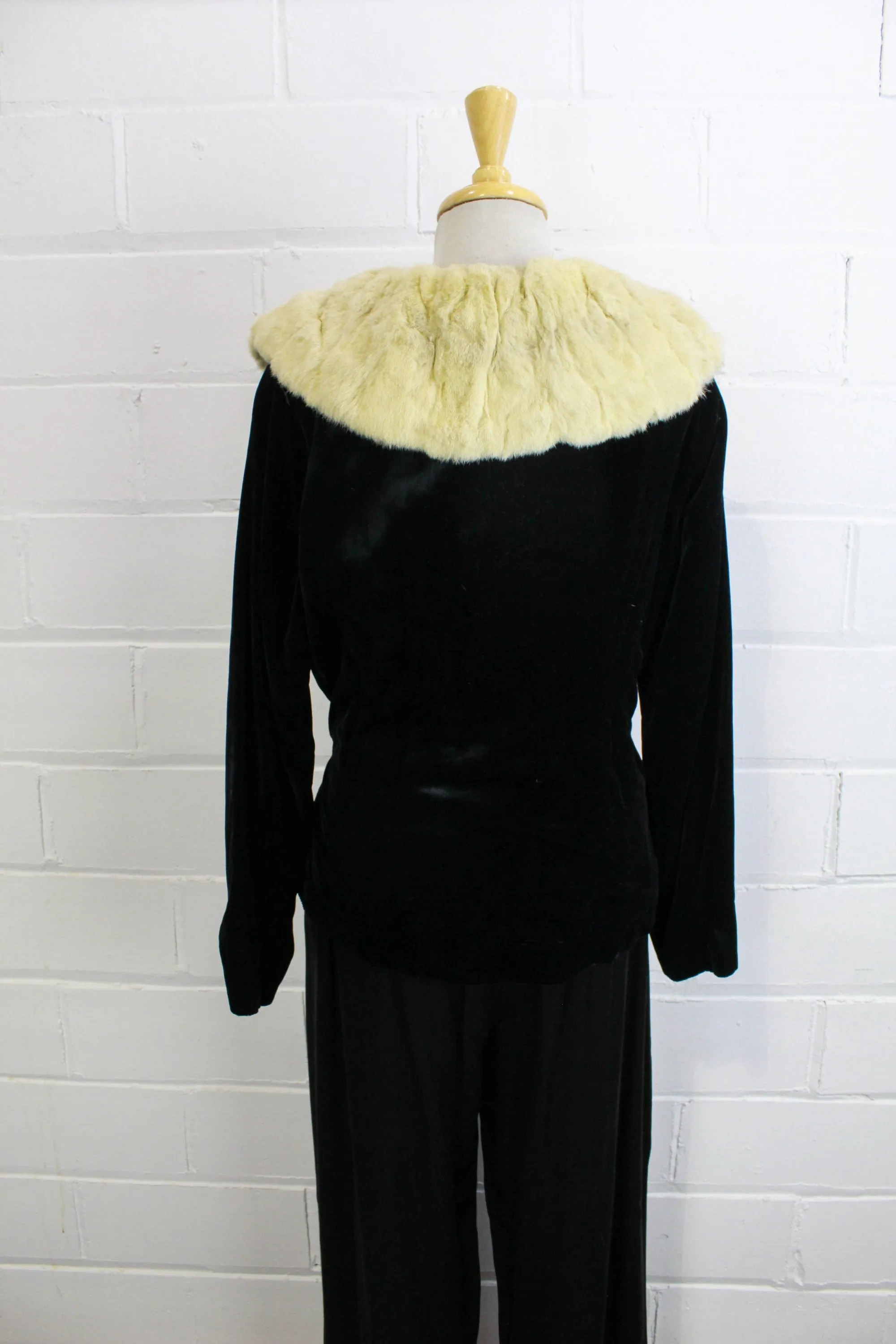 1930s Black Velvet Jacket with Fur Collar, Small