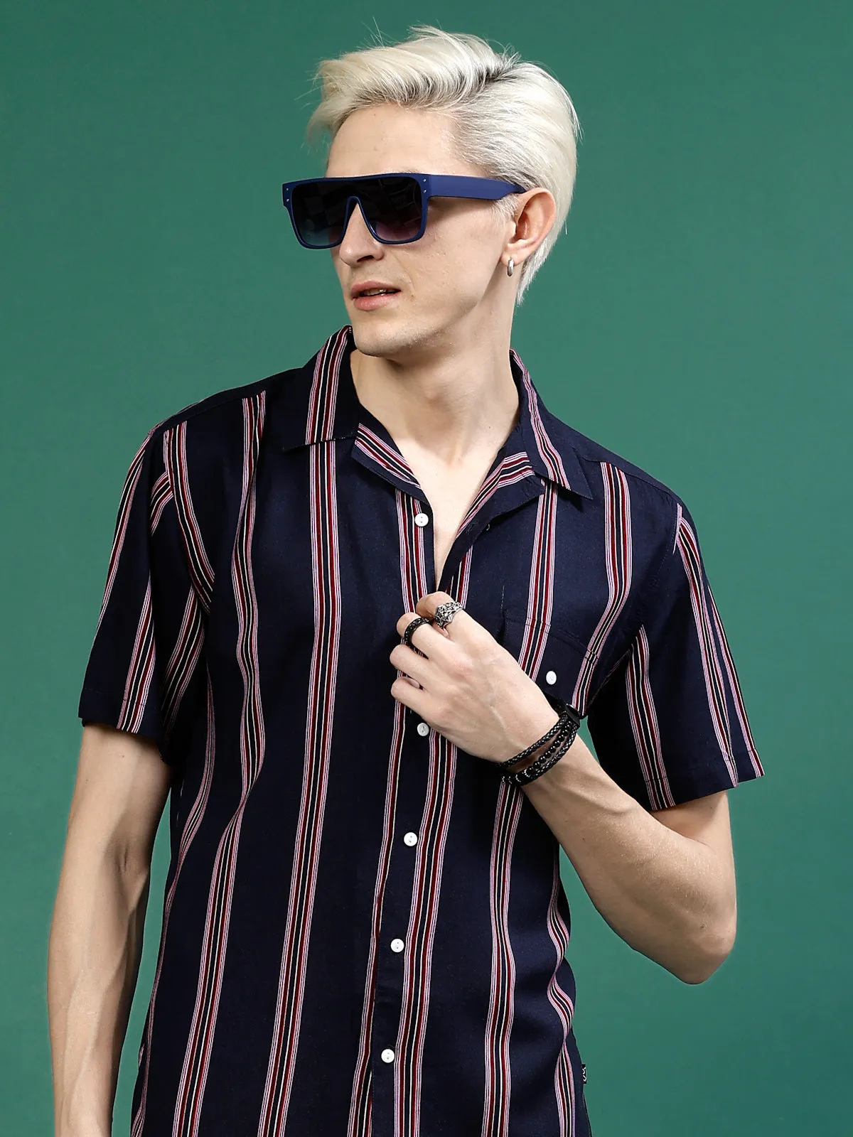 Men's Cut Away Collar Striped Shirt