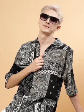 Modern Twist Men's Oversized Shirt With Paisley Print