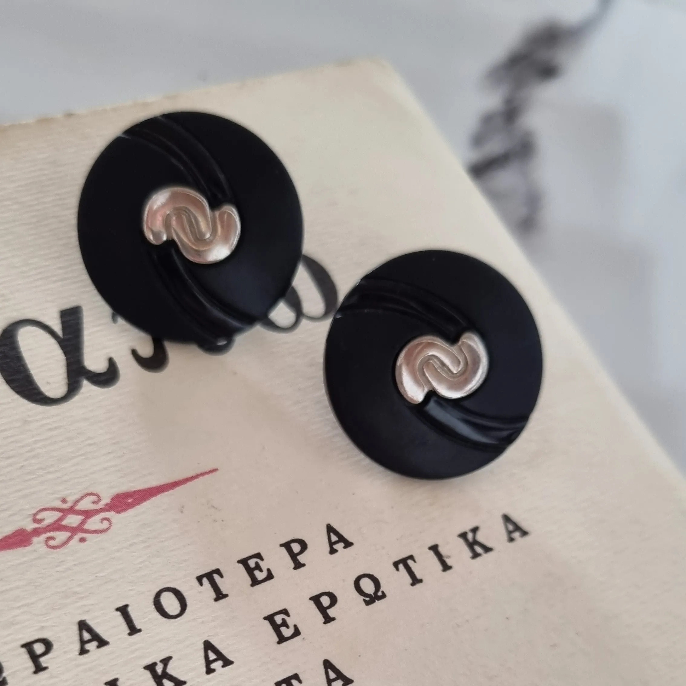 Vintage earrings - Black